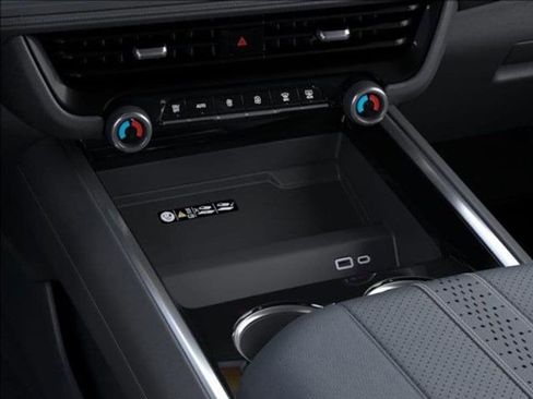 New 2025 Chevrolet Suburban High Country image 23