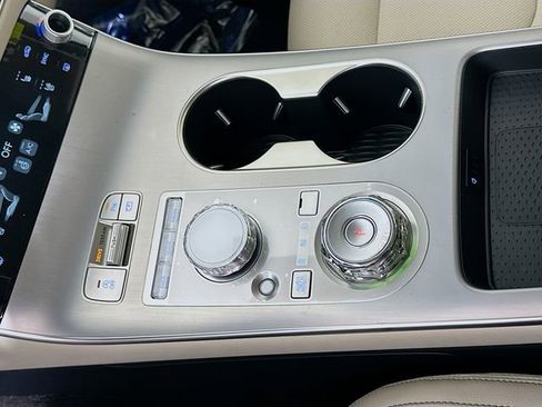 New 2026 Genesis GV70 2.5T Advanced image 15