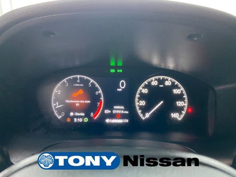 Used 2025 Honda HR-V LX image 33
