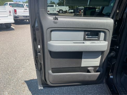 Used 2014 Ford F150 XLT w/ Equipment Group 302A Luxury RWD image 18