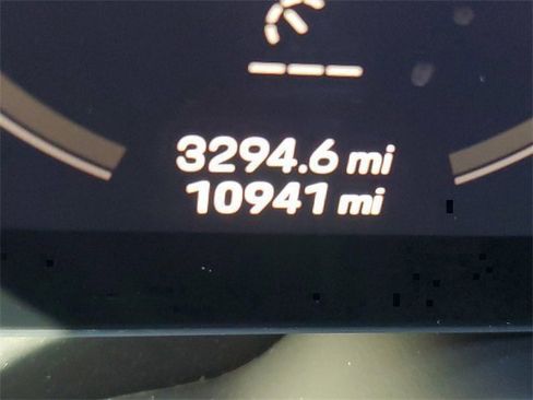 Certified 2021 Porsche 911 Carrera image 25