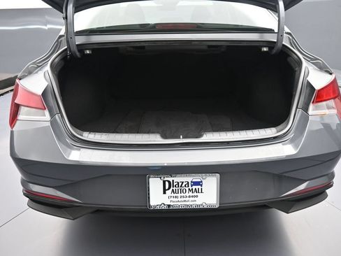 Certified 2023 Hyundai Elantra SEL FWD image 21