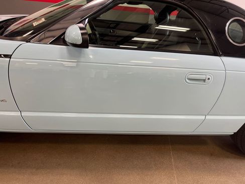 Used 2003 Ford Thunderbird image 70