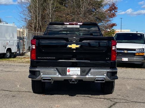 New 2026 Chevrolet Silverado 1500 LT w/ Z71 Off-Road Package image 4
