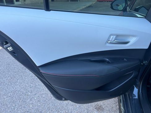 Used 2025 Toyota Corolla SE image 16