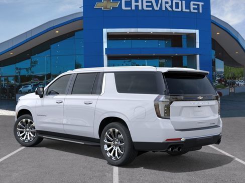 New 2026 Chevrolet Suburban Premier AWD/4WD image 27