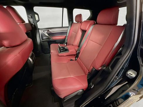 Certified 2023 Lexus GX 460 Premium w/ Premium Package image 26