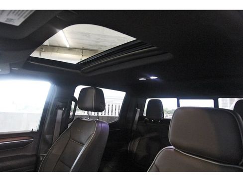 Used 2024 GMC Sierra 1500 Denali AWD/4WD image 31