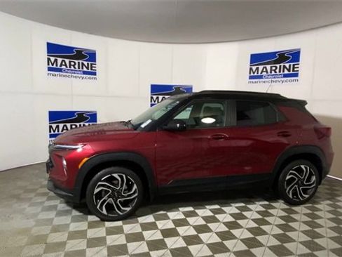 Certified 2025 Chevrolet TrailBlazer RS w/ Convenience Package image 7