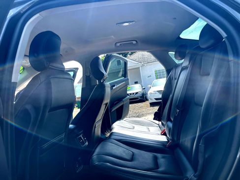 Used 2016 Ford Fusion Titanium image 11