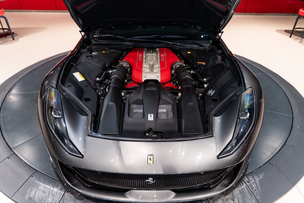 Certified 2023 Ferrari 812 GTS RWD image 18