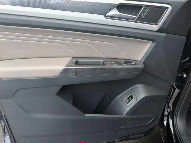 Used 2022 Volkswagen Atlas Cross Sport SEL AWD/4WD image 14