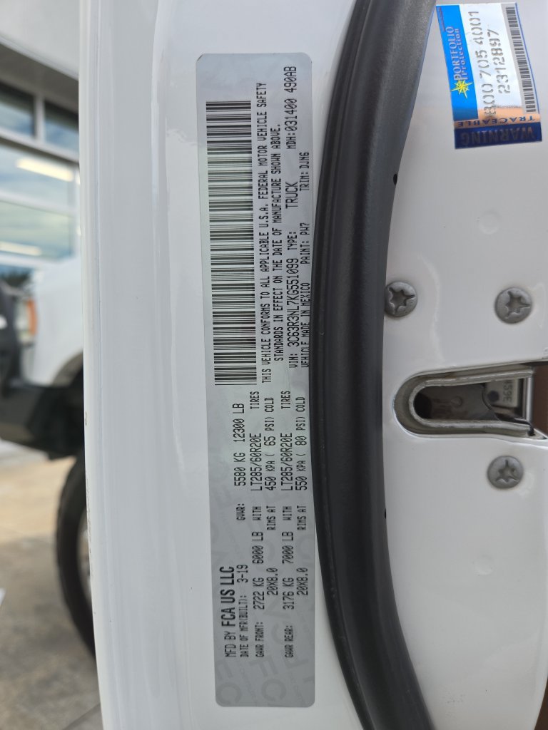 Used 2019 RAM 3500 Limited AWD/4WD image 32