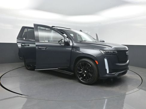 Used 2022 Cadillac Escalade Sport w/ Touring Package AWD/4WD image 43