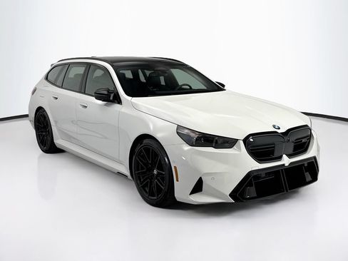 Used 2025 BMW M5 Touring AWD/4WD image 9