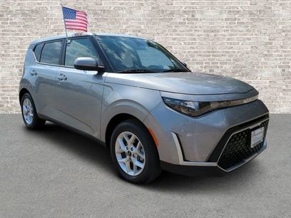 Used 2025 Kia Soul LX