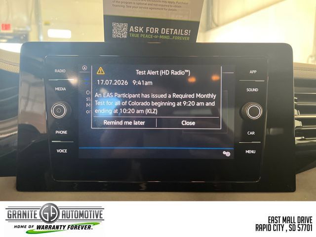 Used 2025 Volkswagen Jetta SE FWD image 15