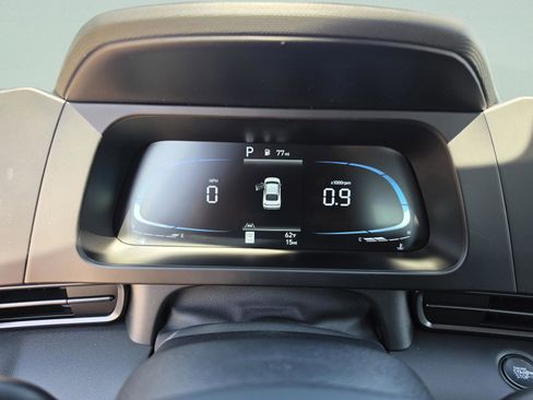 New 2026 Hyundai Elantra Sport image 34