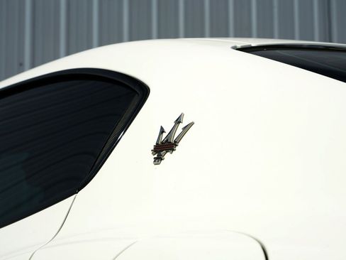 Used 2022 Maserati Ghibli Trofeo image 66