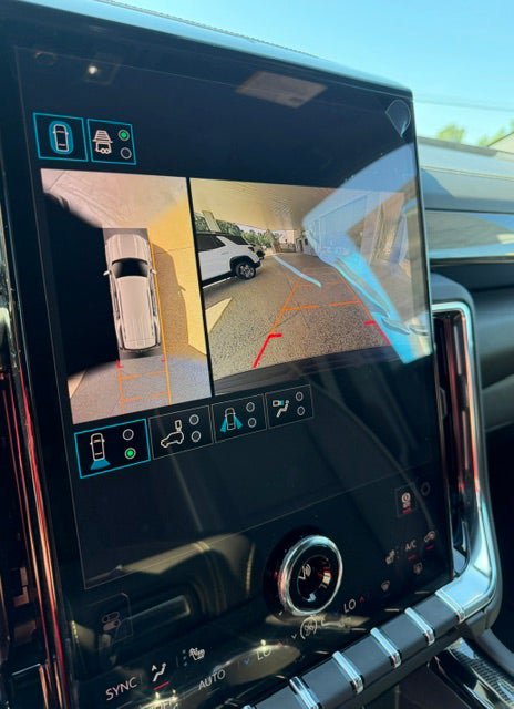 New 2026 GMC Yukon Elevation AWD/4WD image 14