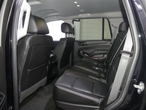 Used 2018 GMC Yukon SLT AWD/4WD image 28