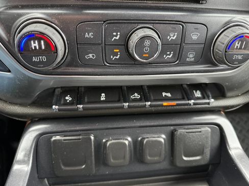 Used 2015 Chevrolet Silverado 1500 LTZ w/ Texas Edition, 1LZ Trim image 19