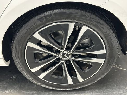 Certified 2025 Mercedes-Benz CLA 250 4MATIC image 21