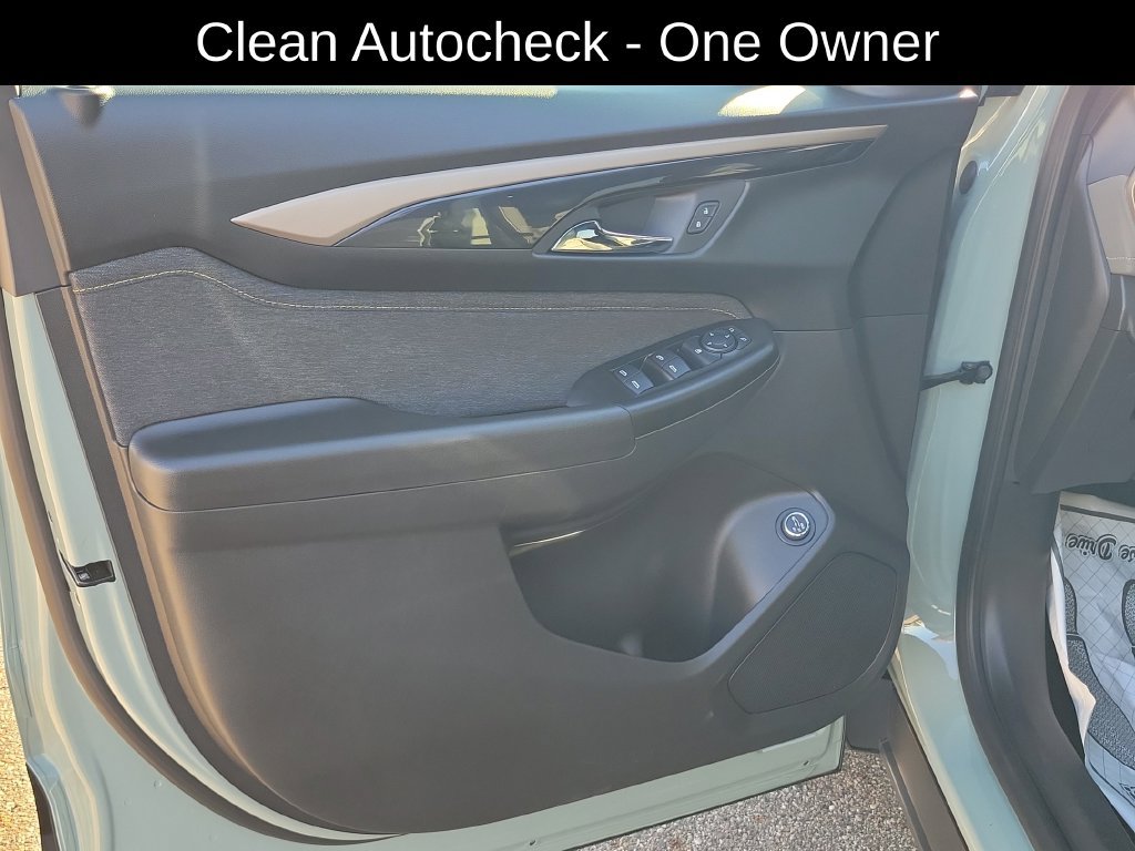Used 2025 Chevrolet TrailBlazer ACTIV w/ Convenience Package AWD/4WD image 5