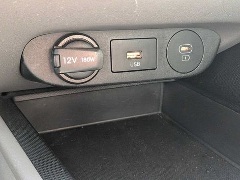 Used 2024 Hyundai Elantra SEL FWD image 24
