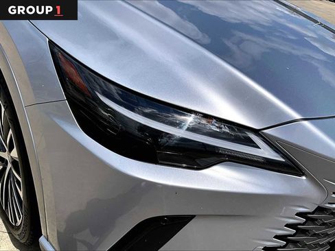 Used 2025 Lexus RX 350 Premium Plus w/ Accessory Package (Z1) image 25