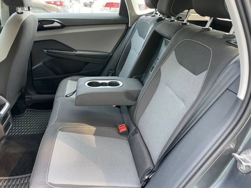 Certified 2024 Volkswagen Taos S AWD/4WD image 7