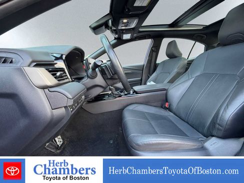 Used 2025 Toyota Camry XSE AWD/4WD image 7