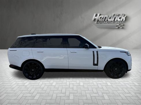 Used 2025 Land Rover Range Rover Long Wheelbase SE AWD/4WD image 10