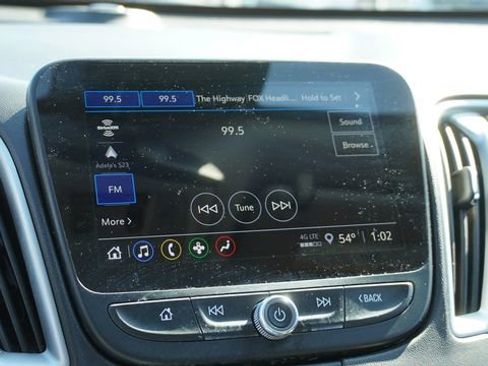 Used 2024 Chevrolet Malibu LT image 24