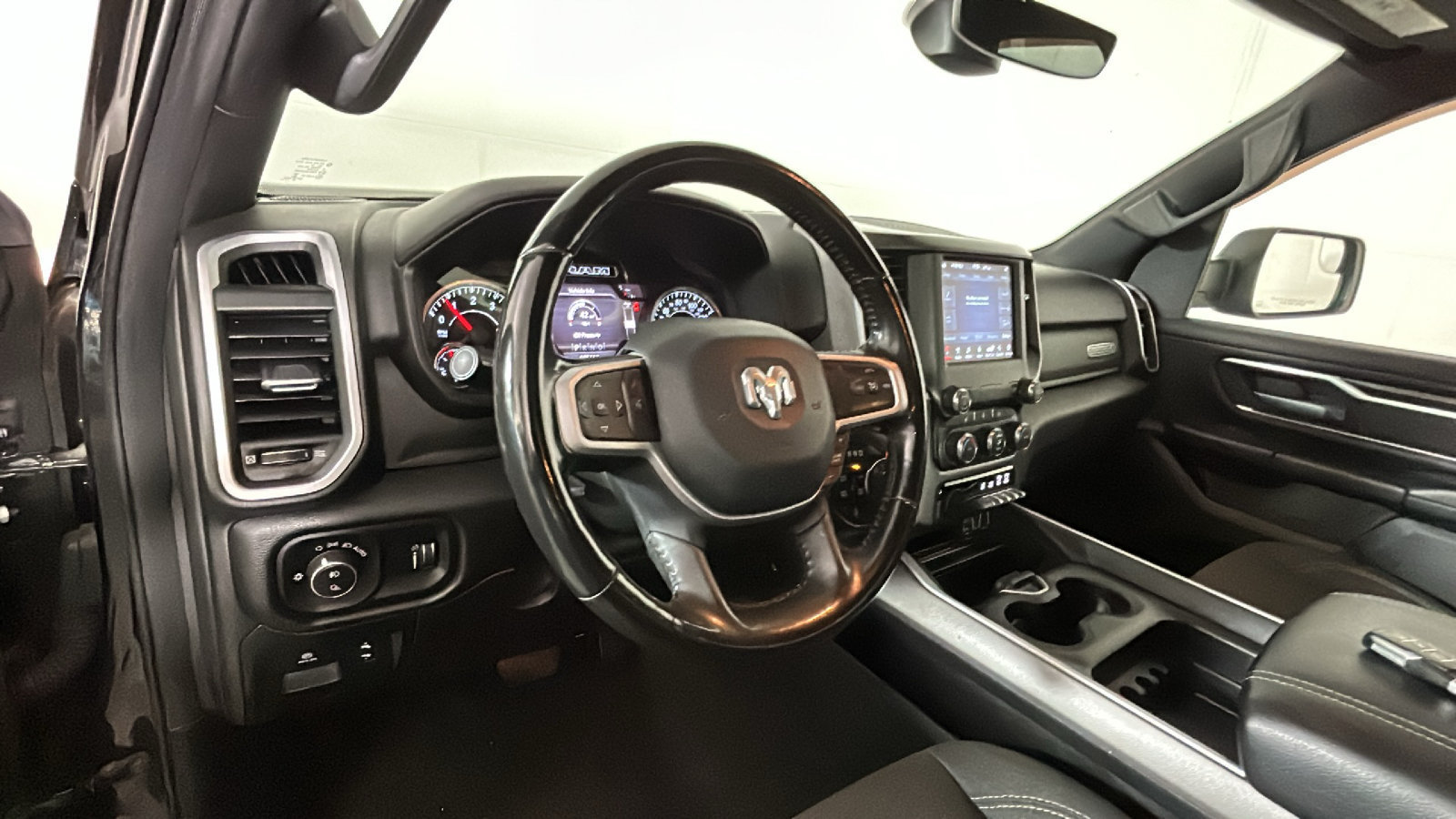 Used 2021 RAM 1500 Big Horn AWD/4WD image 16