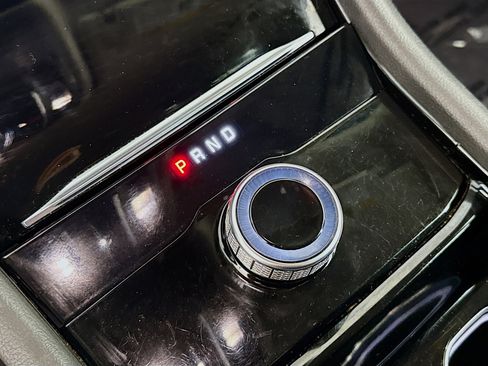 Used 2022 Jeep Grand Cherokee Laredo w/ Luxury Tech Group I image 20