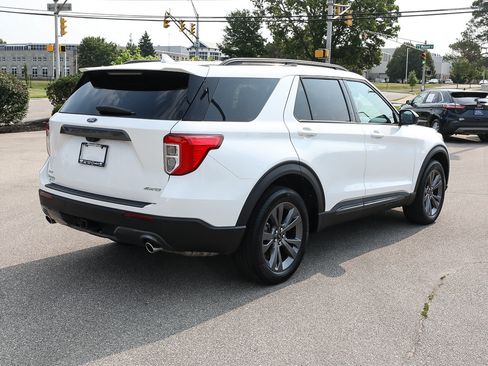 Certified 2024 Ford Explorer XLT w/ Equipment Group 202A AWD/4WD image 8