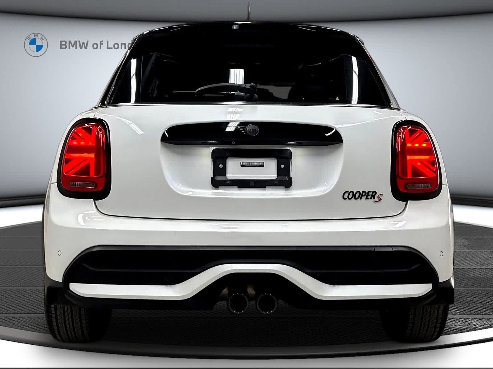 Used 2024 MINI Cooper S w/ Signature Upholstery Package FWD image 6