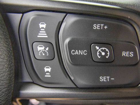 New 2026 Jeep Gladiator Sport AWD/4WD image 28