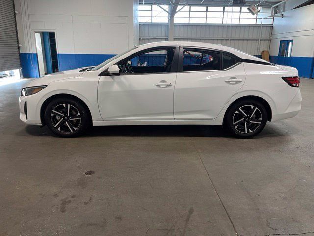 Used 2025 Nissan Sentra SV FWD image 6