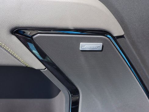 Used 2022 Chevrolet Silverado 1500 ZR2 w/ Technology Package image 16