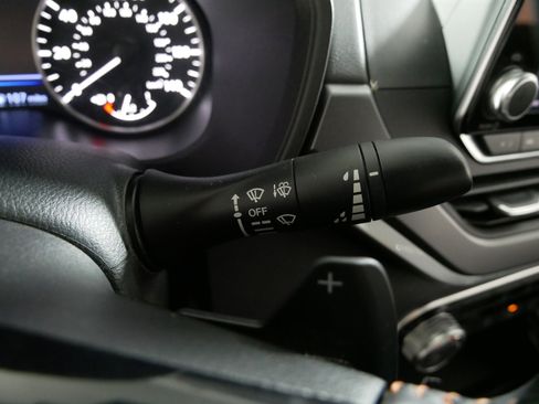 Used 2023 Nissan Altima 2.5 SR image 31