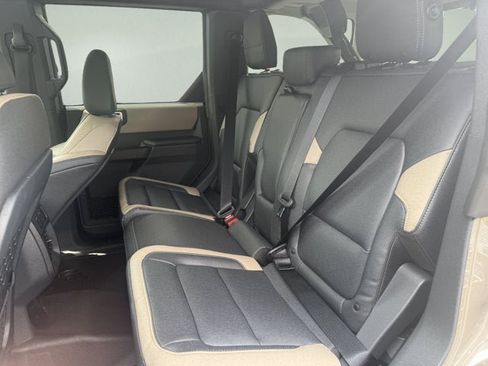 New 2026 Ford Bronco Big Bend w/ Black Diamond Package AWD/4WD image 10
