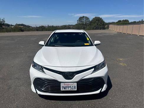 Used 2020 Toyota Camry LE FWD image 2