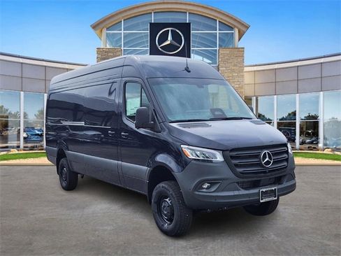 New 2025 Mercedes-Benz Sprinter 2500 image 6