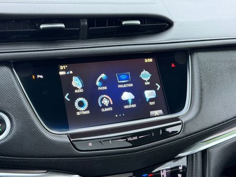 Used 2019 Cadillac XT5 Premium Luxury image 23