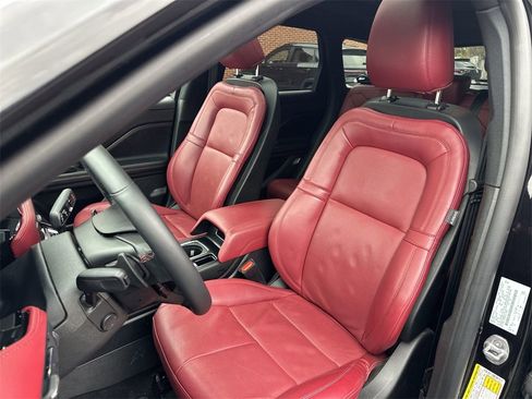 Certified 2023 Lincoln Corsair Reserve w/ Equipment Group 201A image 13