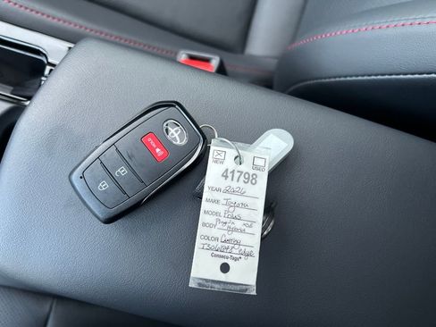 New 2026 Toyota Prius Plug-In Hybrid image 30