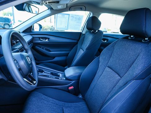 Used 2025 Honda Accord LX image 24