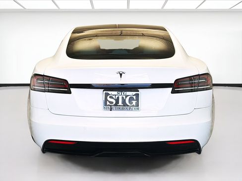 Used 2022 Tesla Model S AWD/4WD image 5